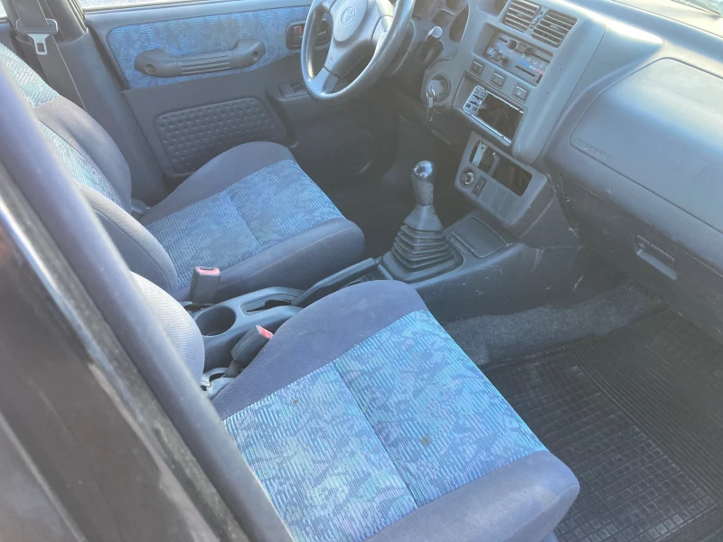 Toyota Rav4 2.0 KLIMA, снимка 6 - Автомобили и джипове - 48108905