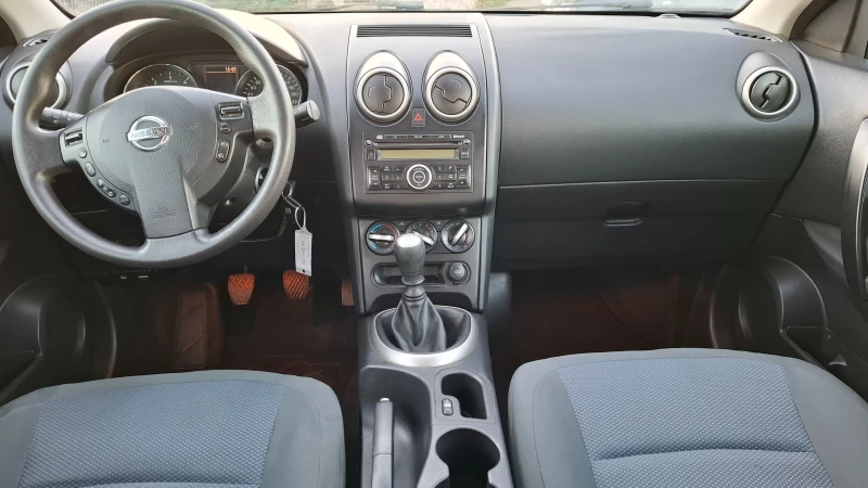 Nissan Qashqai 1.5 DCI, снимка 8 - Автомобили и джипове - 52417105