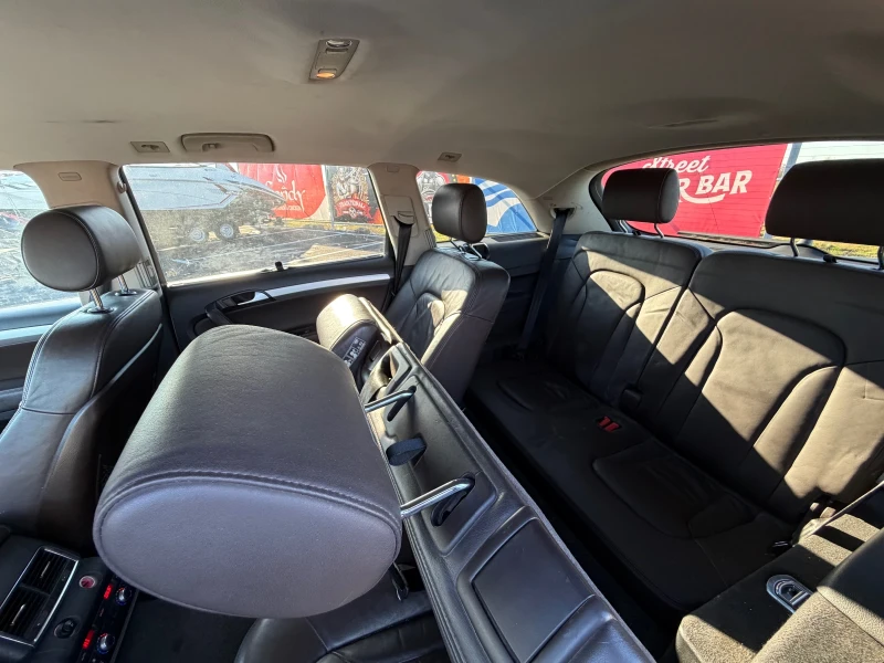 Audi Q7 - 7 места, снимка 15 - Автомобили и джипове - 52905520