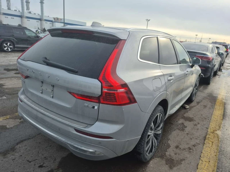 Volvo XC60 PLUS BRIGHT THEME  CARFAX, снимка 3 - Автомобили и джипове - 53565585