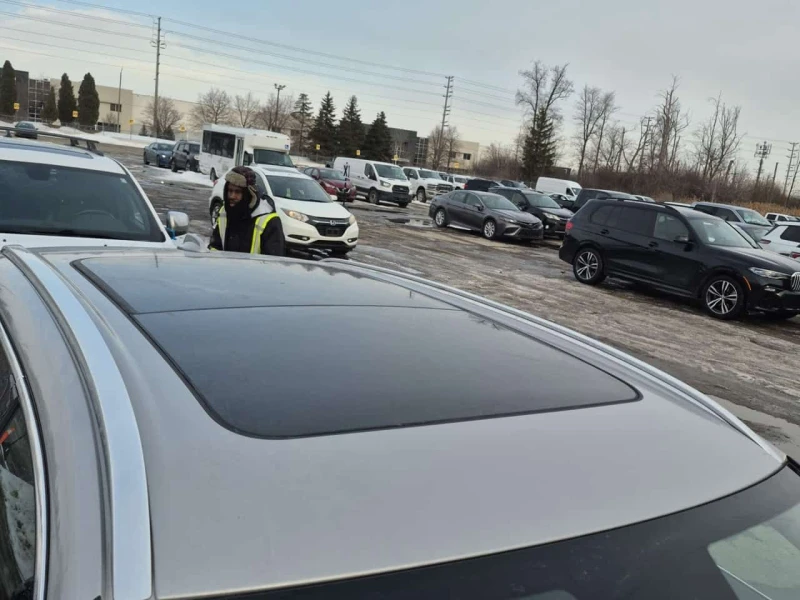 Volvo XC60 PLUS BRIGHT THEME  CARFAX, снимка 17 - Автомобили и джипове - 53565585