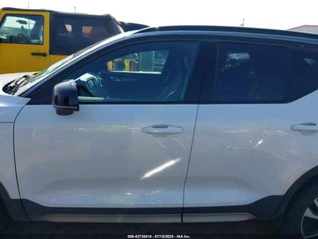 Volvo XC40  - изображение 7