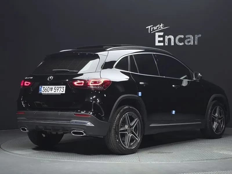 Mercedes-Benz GLA 250 4MATIC/AMG LINE/PANORAM�/360 ������ | Mobile.bg � ����������� 2