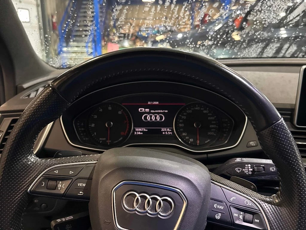 Audi Q5 * Progressiv * CARFAX * ФИНАНСИРАНЕ - изображение 8
