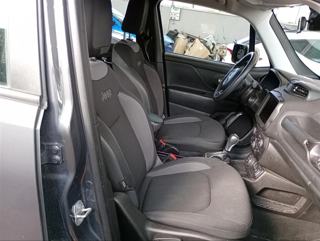 Jeep Renegade 4xe 1.3 Limited, снимка 7 - Автомобили и джипове - 53811263