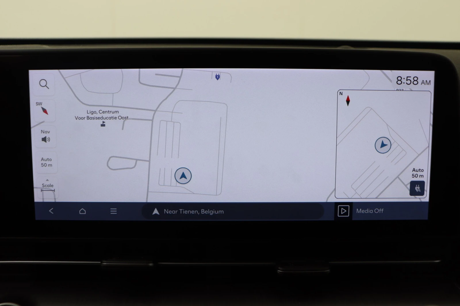 Hyundai Kona 48 kWh, снимка 13 - Автомобили и джипове - 54043041