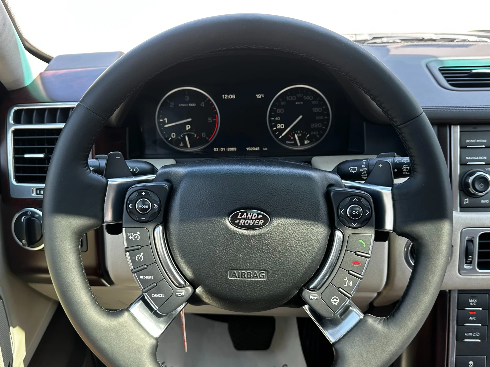 Land Rover Range rover 4.4d 313 к.с. , снимка 17 - Автомобили и джипове - 55059690