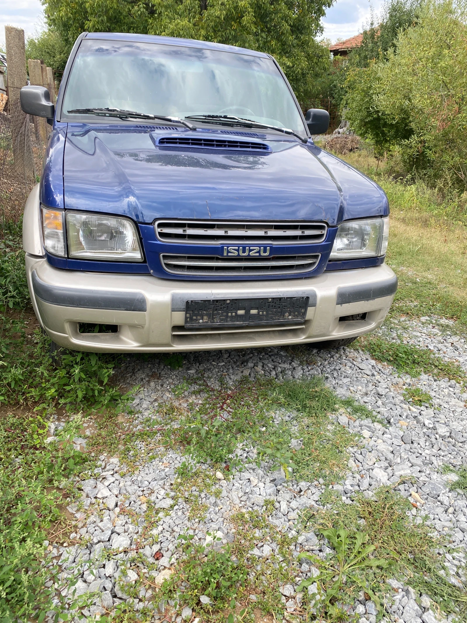 Isuzu Trooper Джип товарен