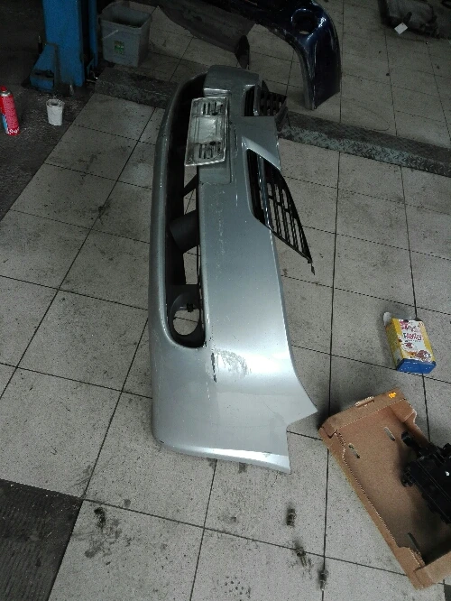 предна броня за нисан примера 