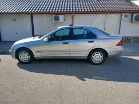 Mercedes-Benz C 200, снимка 9