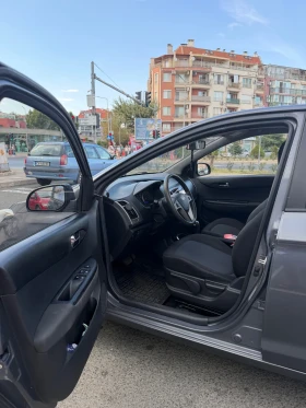 Hyundai I20, снимка 11