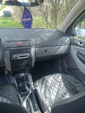 Skoda Fabia 1.4MPI - 900 € / 1760.25 лв. - 10835801 10