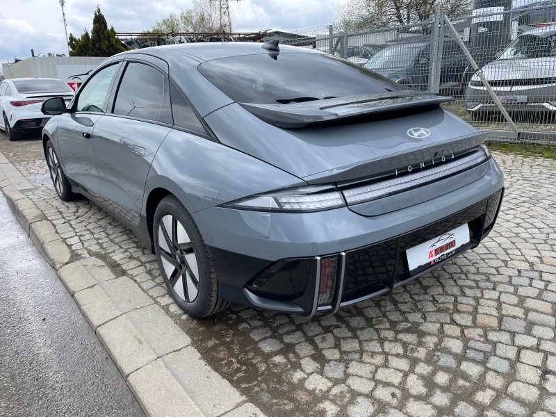 Hyundai Ioniq 6 4x4/77, 4kw/UNIQ-paket/585km-пробег, снимка 4 - Автомобили и джипове - 40393627