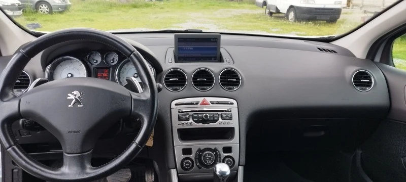 Peugeot 308 1.6EHD-112к.с, снимка 12 - Автомобили и джипове - 45582504