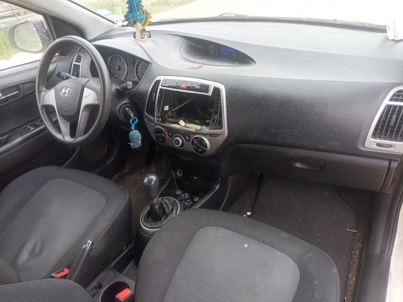 Hyundai I20 1, 1CRDI, снимка 11 - Автомобили и джипове - 45601893