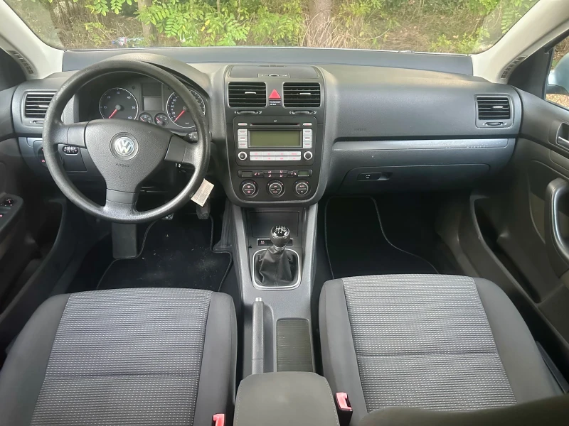 VW Golf 1.9 TDI, снимка 7 - Автомобили и джипове - 46962334