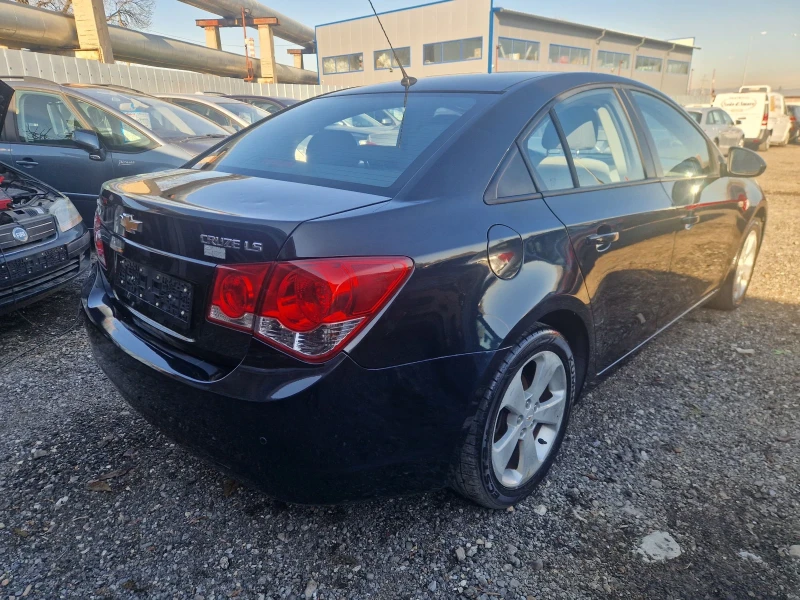 Chevrolet Cruze 1.6i16V 116PS.GPL ITALIA, снимка 12 - Автомобили и джипове - 47312057