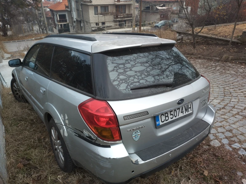 Subaru Outback 3.0 H6 - Газ, снимка 3 - Автомобили и джипове - 48417132