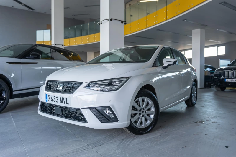 Seat Ibiza 1.0 TSI, снимка 2 - Автомобили и джипове - 48701007