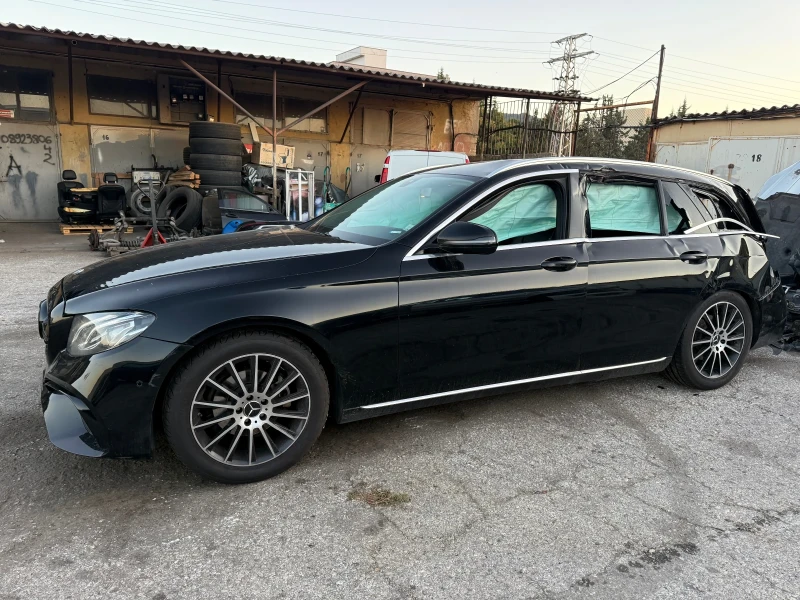Mercedes-Benz E 220, снимка 8 - Автомобили и джипове - 52713422