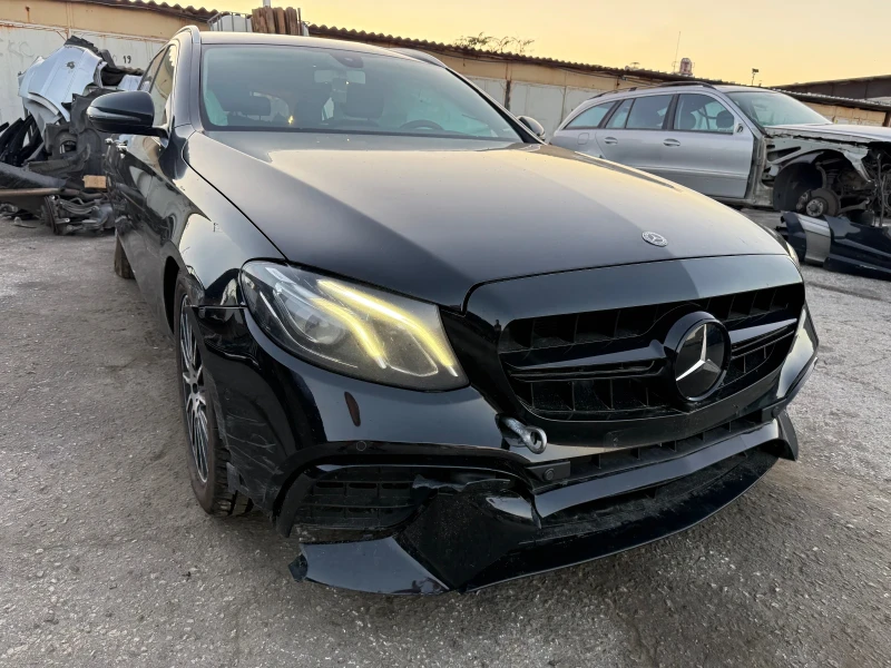 Mercedes-Benz E 220, снимка 9 - Автомобили и джипове - 52713422