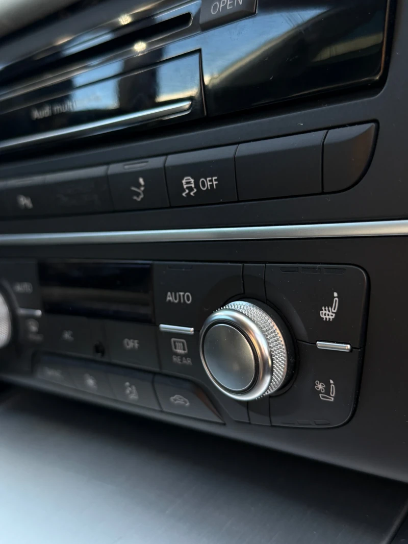 Audi A7, снимка 8 - Автомобили и джипове - 52106576