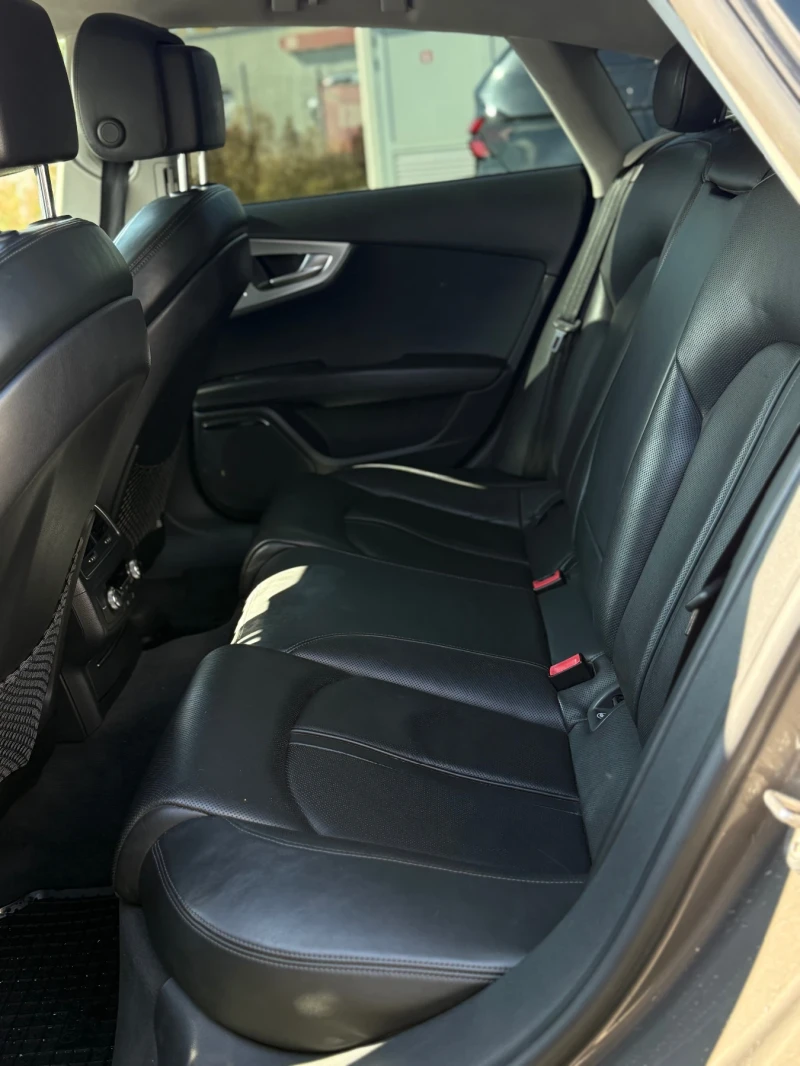 Audi A7, снимка 13 - Автомобили и джипове - 52106576