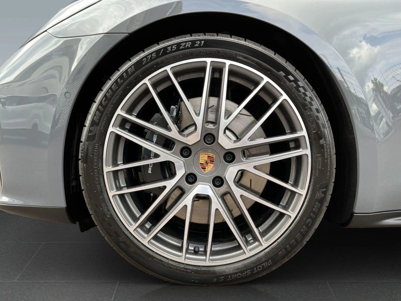 Porsche Panamera GTS/FACELIFT/SPORT DESIGN/CARBON/BOSE/HEAD UP/PANO, снимка 4 - Автомобили и джипове - 52155992