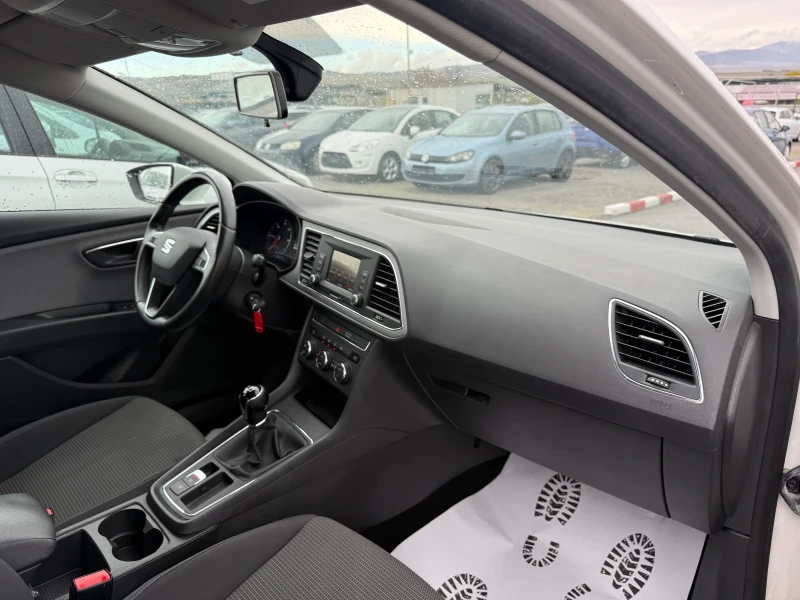 Seat Leon 1.6 TDI 115 кс. LED/FACELIFT, снимка 9 - Автомобили и джипове - 52224116