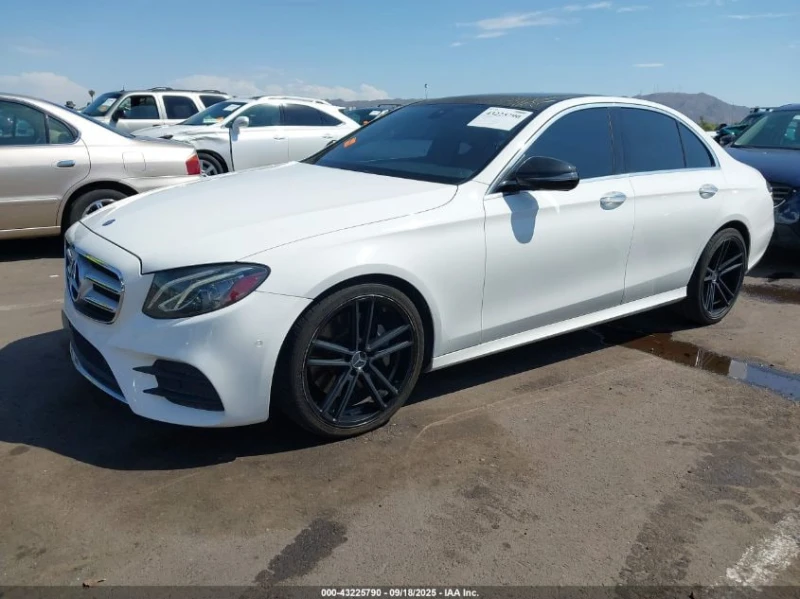 Mercedes-Benz E 300 * АВТО КРЕДИТ* ЦЕНА ДО БГ * Сервизна история * 