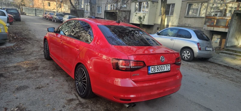VW Jetta GLI, снимка 5 - Автомобили и джипове - 52857254