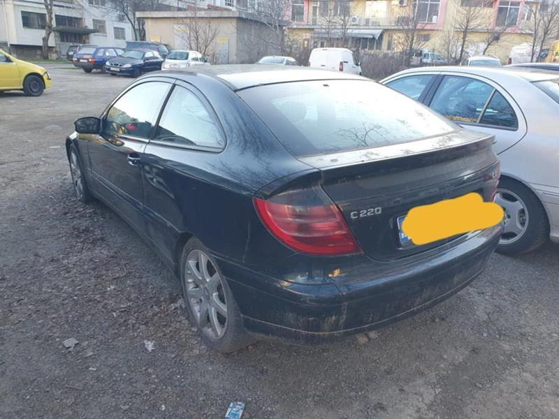 Mercedes-Benz C 220, снимка 10 - Автомобили и джипове - 31473117