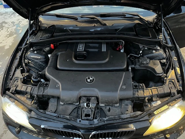 BMW 120 D, снимка 4 - Автомобили и джипове - 53495258