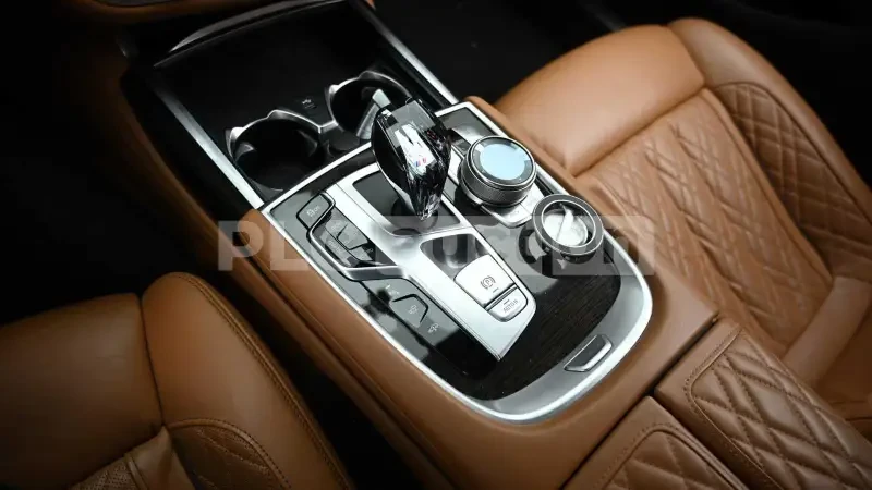 BMW 740 d xDrive| HEAD-UP| 360| DISTRONIC| ��������� | Mobile.bg � ����������� 12