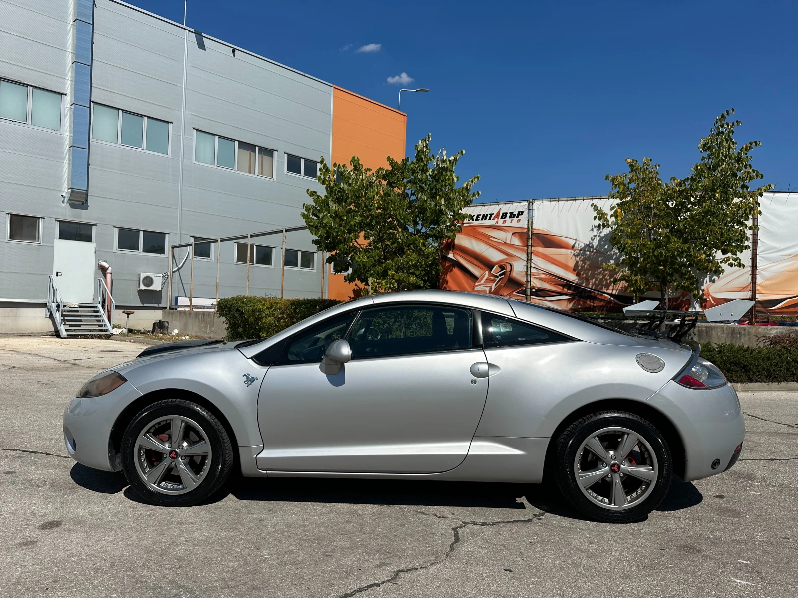 Mitsubishi Eclipse 2.4i Газ/Бензин - изображение 2