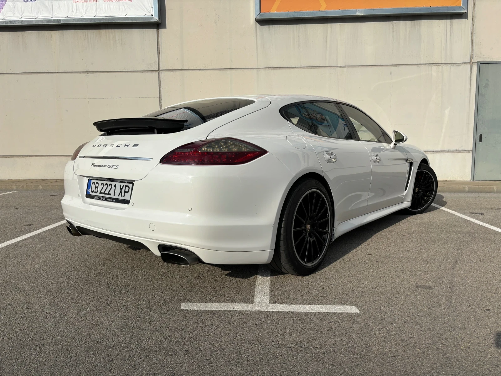 Porsche Panamera GTS 300kc 4x4 140 000km Сменени Вериги - изображение 4