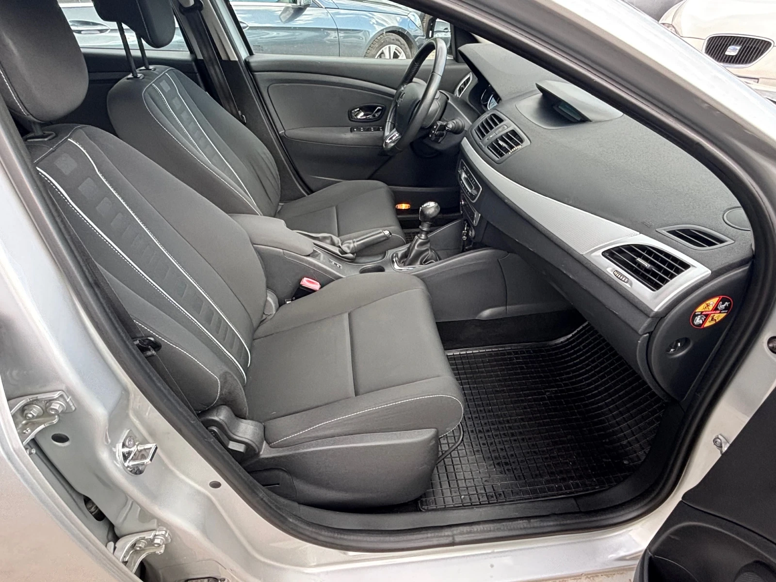 Renault Megane 1.5 DCI - изображение 10
