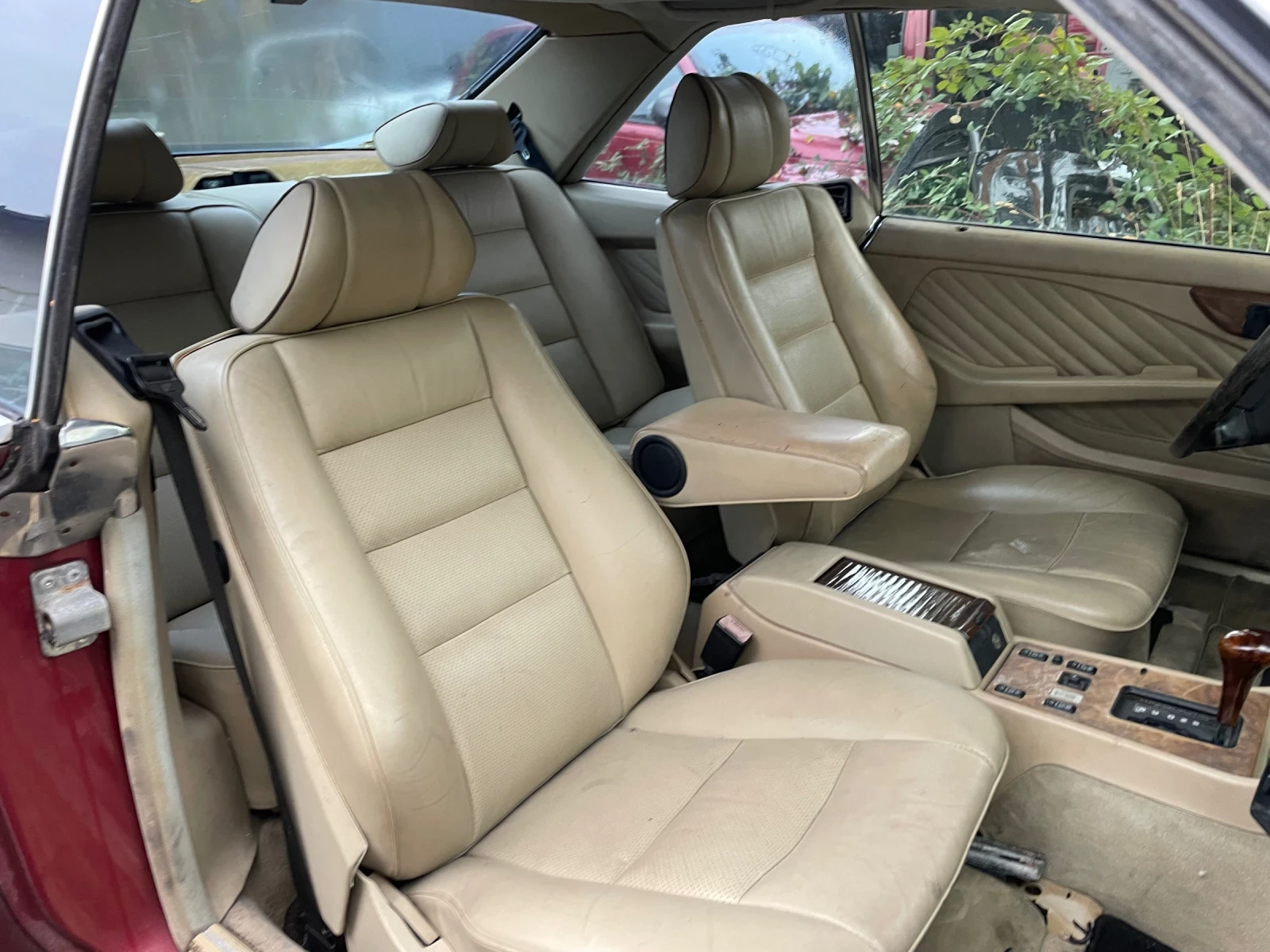 Mercedes-Benz 560 SEC | Mobile.bg — изображение 6