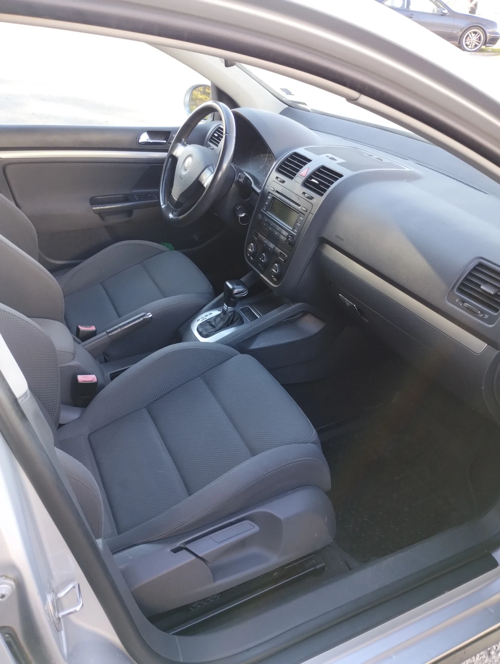 VW Golf | Mobile.bg   9