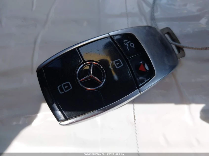 Mercedes-Benz E 300 *  *    *   *  | Mobile.bg   16