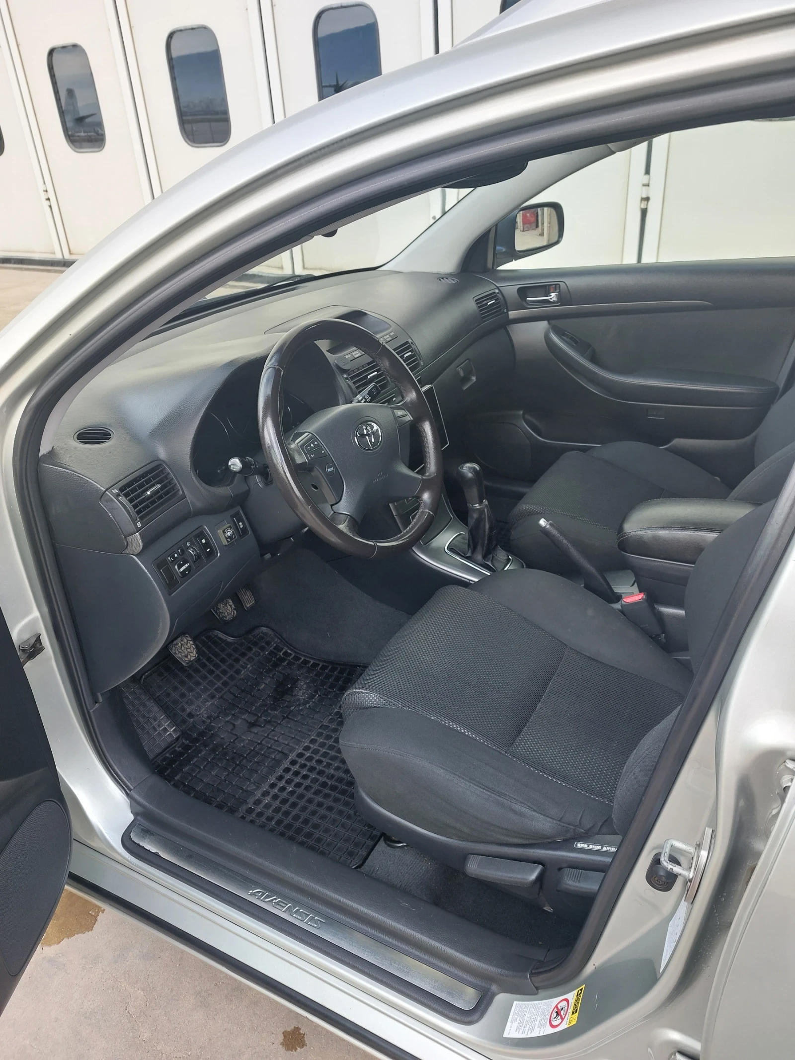 Toyota Avensis | Mobile.bg � ����������� 15