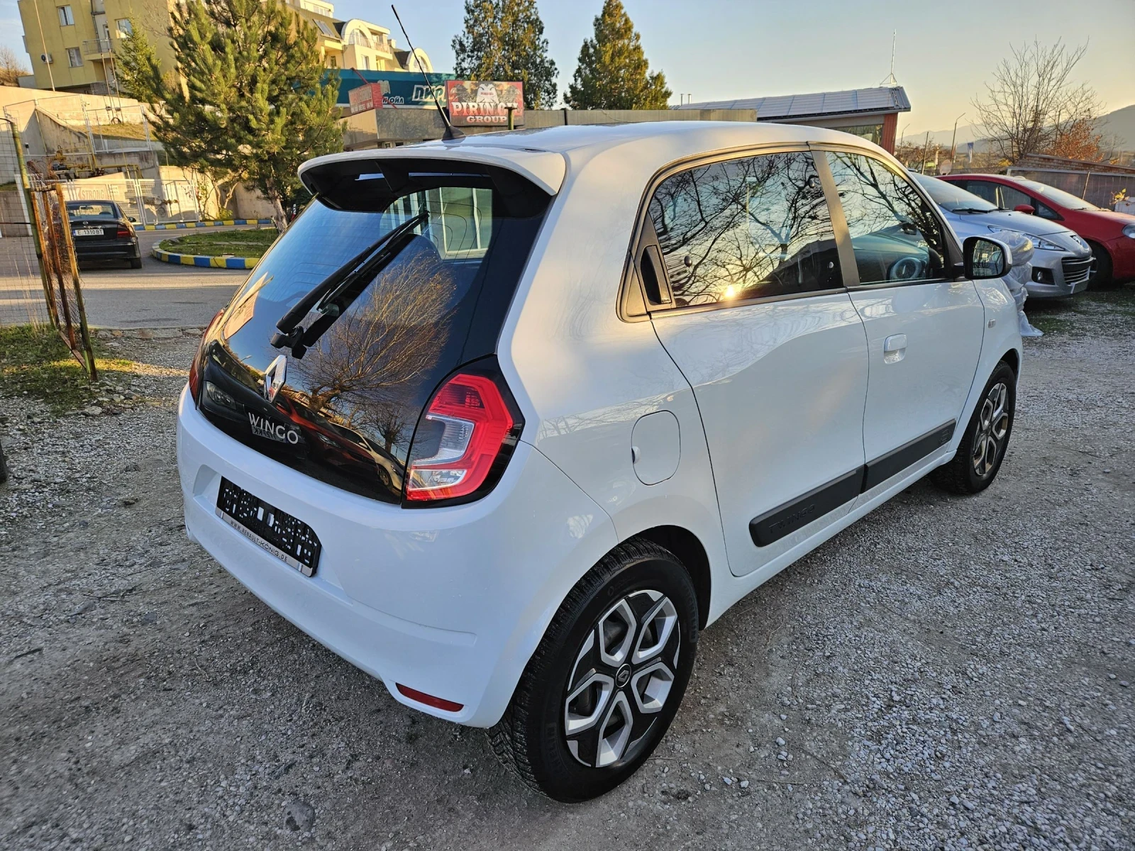 Renault Clio FACELIFT LED NAVI EURO6 - изображение 4