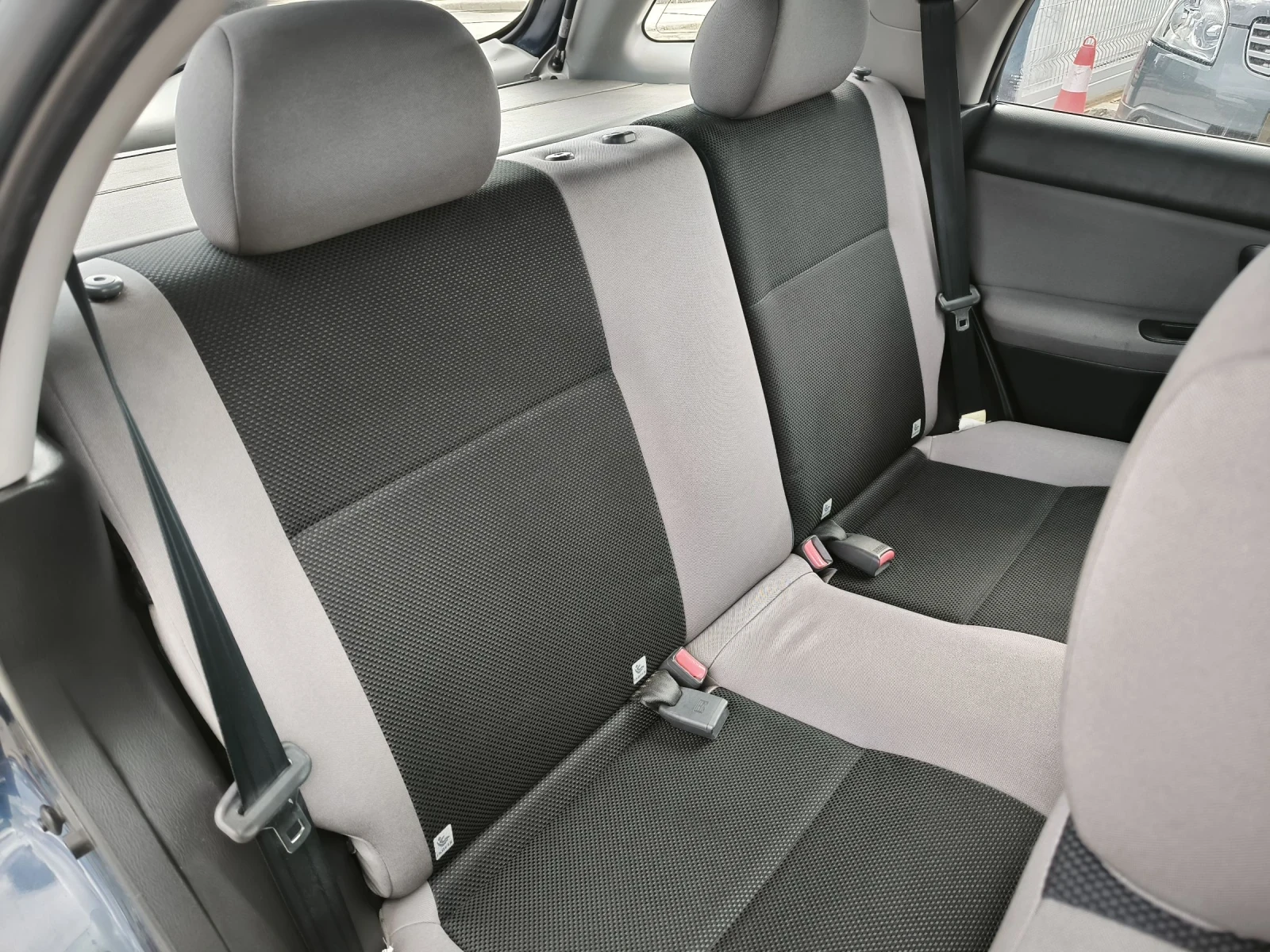 Subaru Impreza 2.0i automatic , снимка 11 - Автомобили и джипове - 53974583