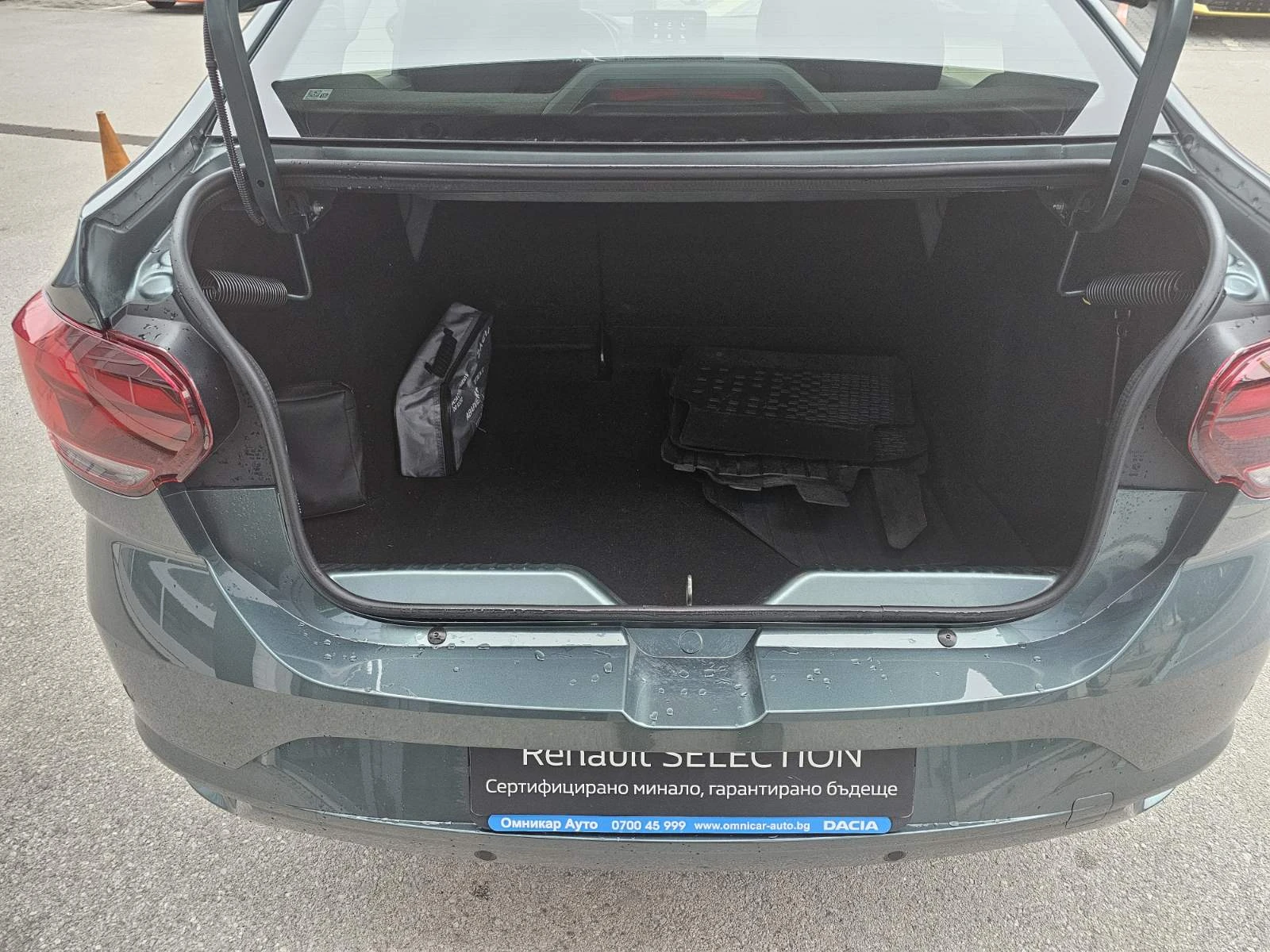 Dacia Logan 1.0 TCe 100 LPG, снимка 16 - Автомобили и джипове - 54123958