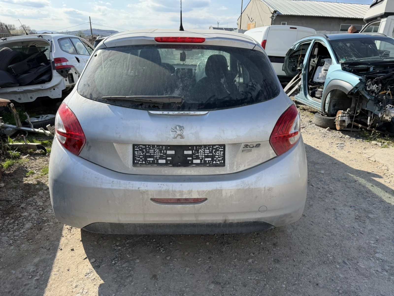Peugeot 208 1.6HDI, снимка 6 - Автомобили и джипове - 54133022