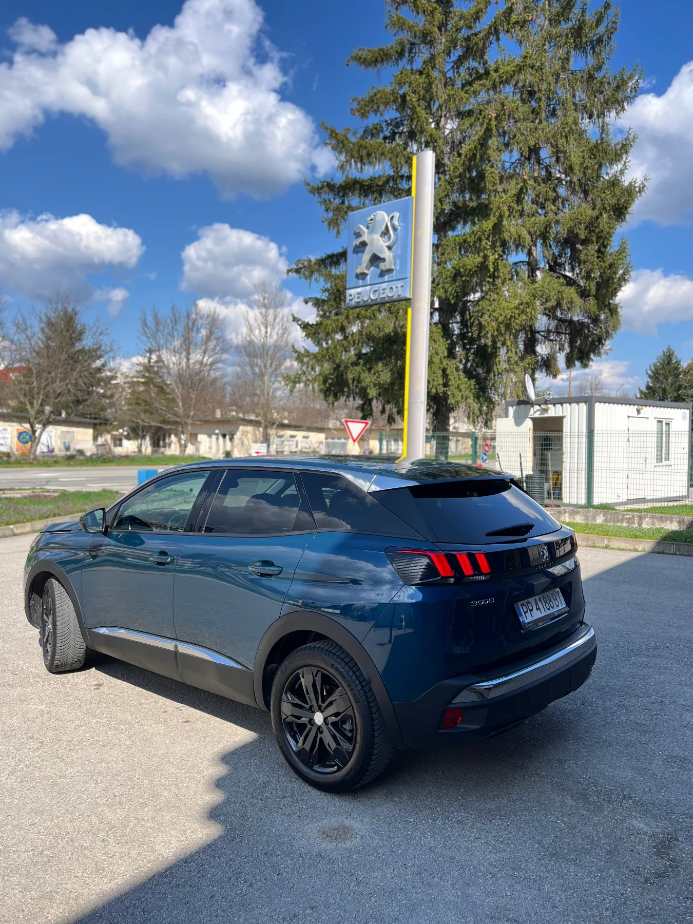 Peugeot 3008 Facelift/CarPlay, снимка 4 - Автомобили и джипове - 54164663