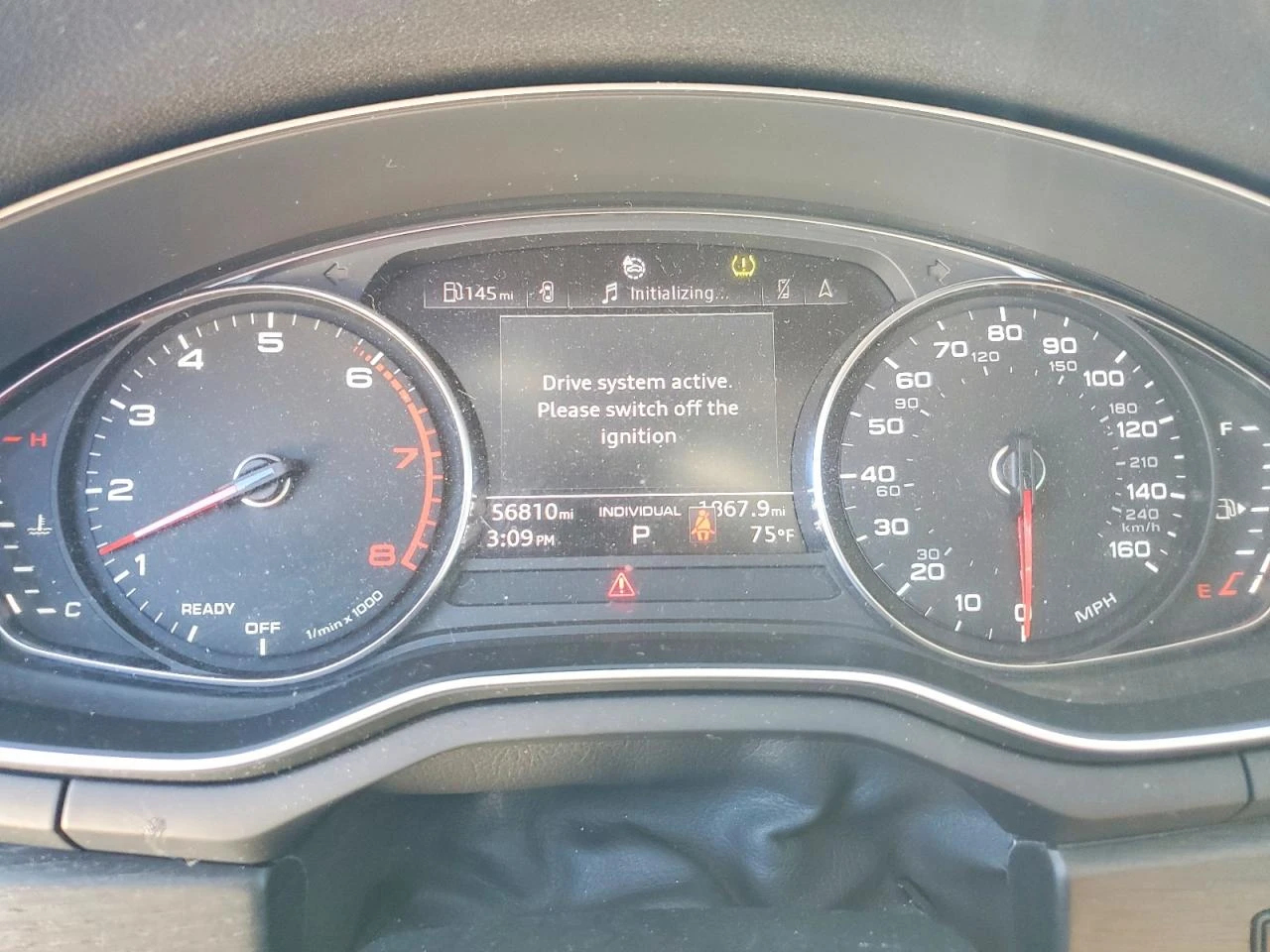Audi A4 2.0l Premium, снимка 9 - Автомобили и джипове - 54537844