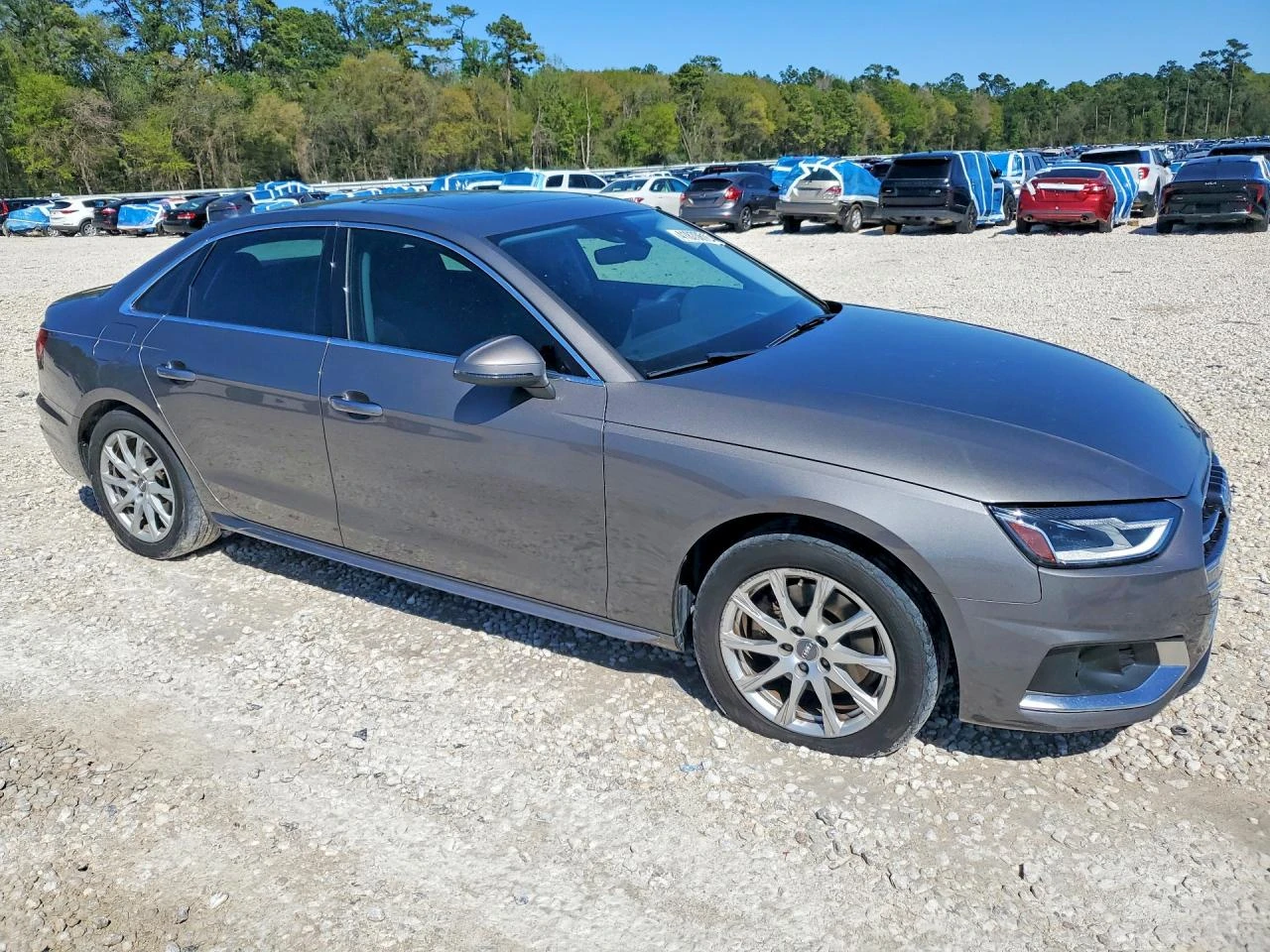 Audi A4 2.0l Premium, снимка 4 - Автомобили и джипове - 54537844