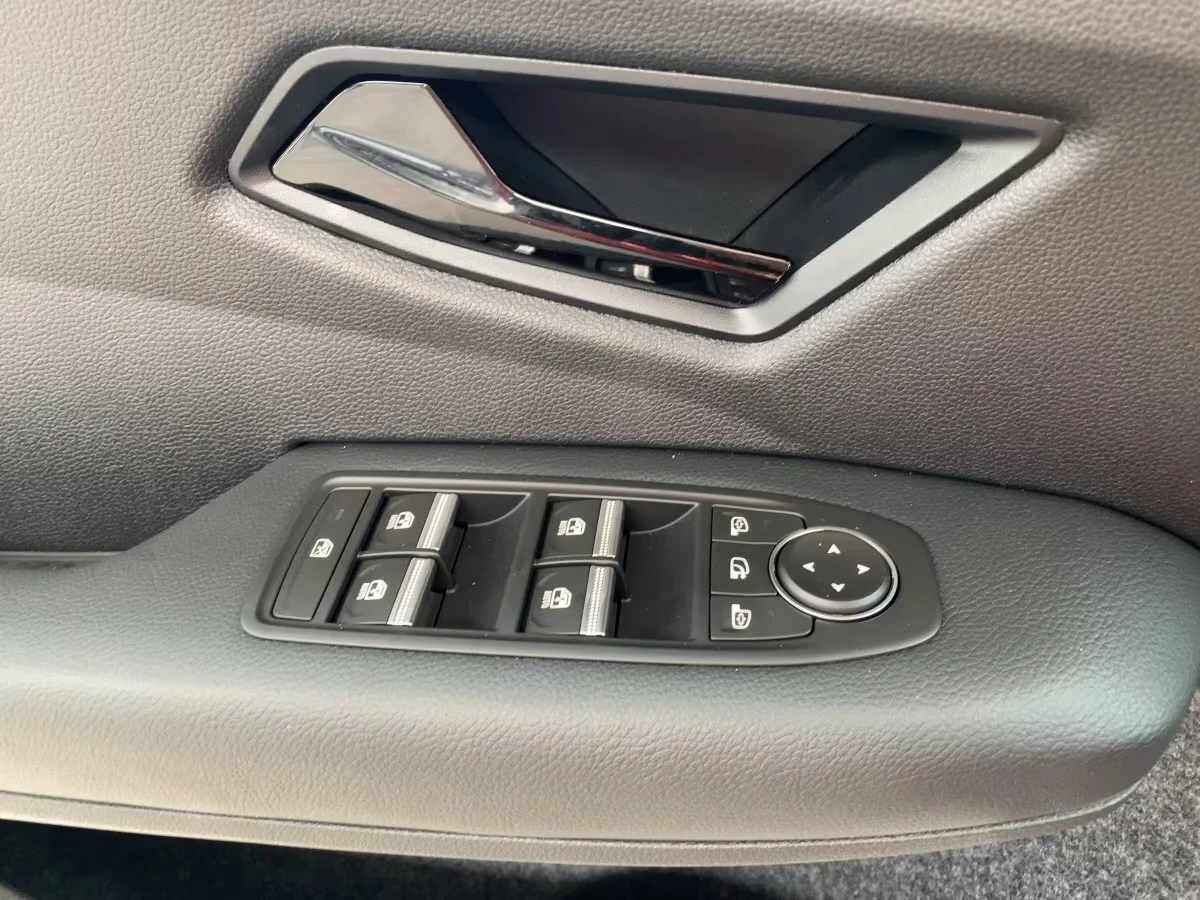 Renault Scenic E-Tech EV60 170 DISTRONIC Keyless Winter Package, снимка 13 - Автомобили и джипове - 54582489