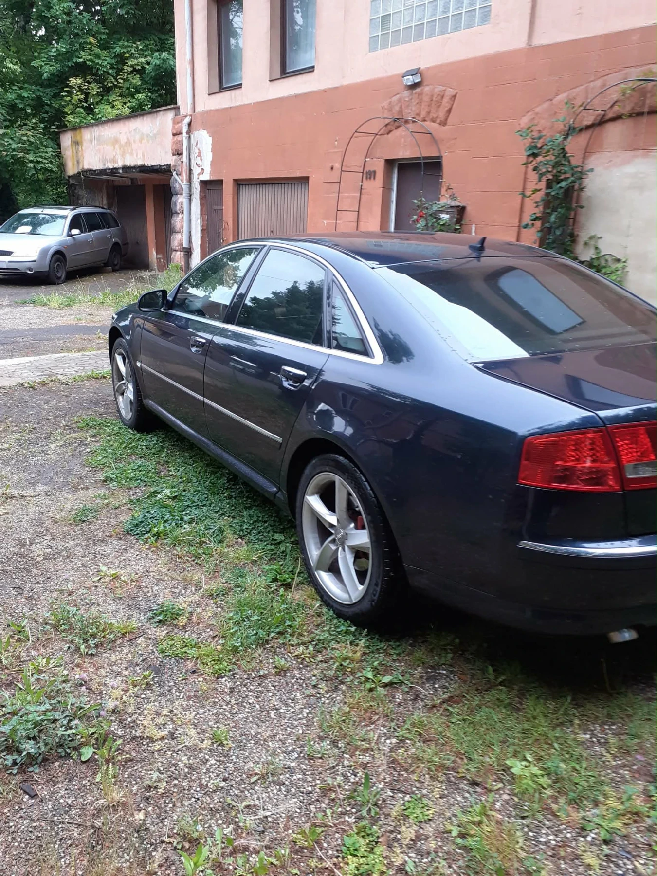 Audi A8 4.0 , снимка 4 - Автомобили и джипове - 54585182